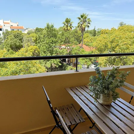 Authentic Apartment, 2 Lovely Private Balconies * Albufeira