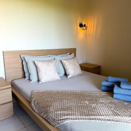 Authentic Apartment, 2 Lovely Private Balconies Albufeira